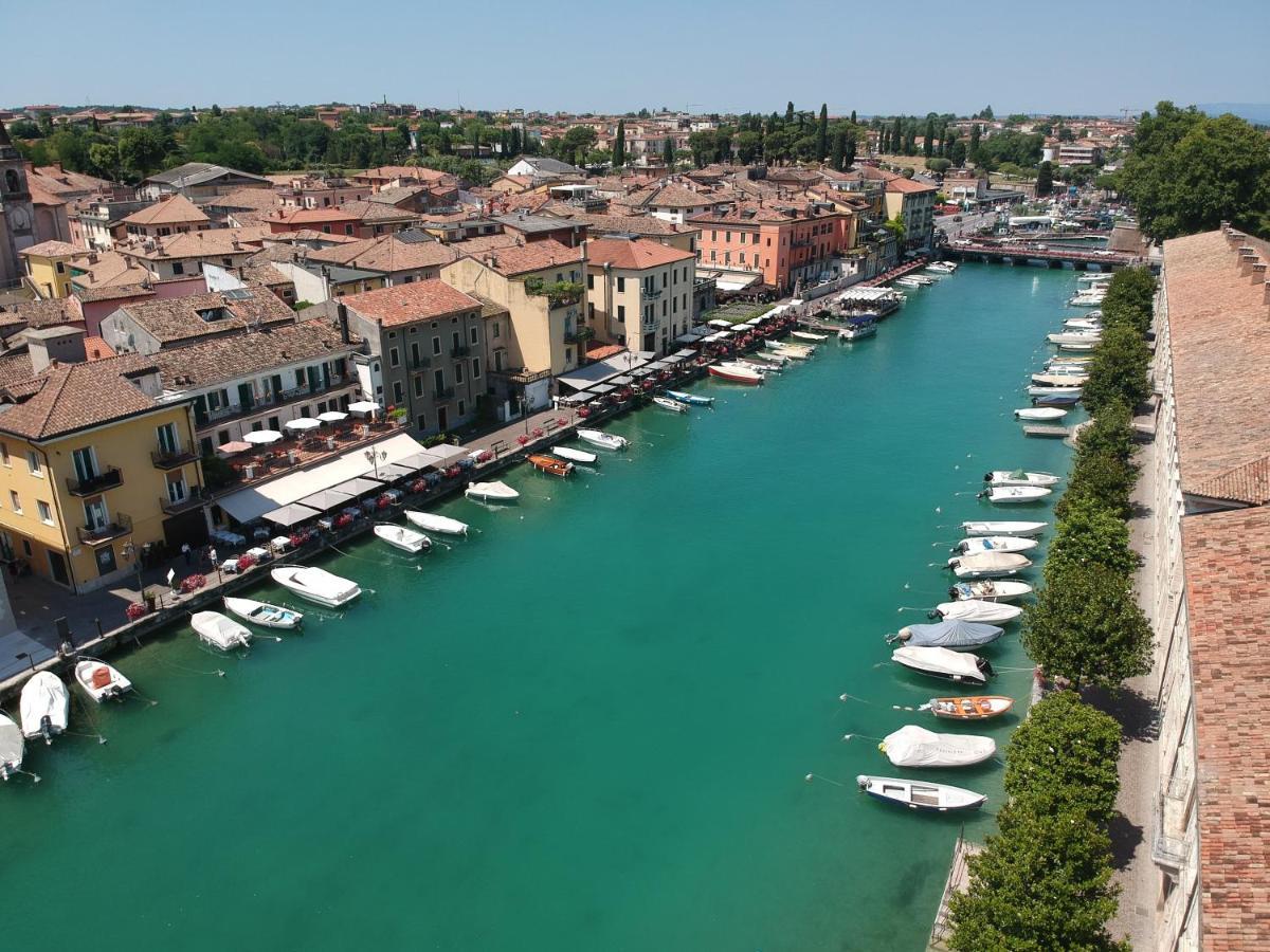 Fiori Sull'Acqua Apartments Peschiera del Garda Exterior foto